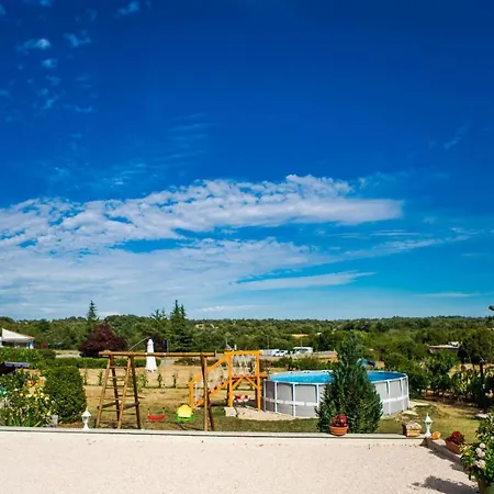 בית נופש House Stara Vrata With A Private Pool Žminj