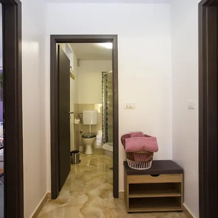 House Stara Vrata With A Private Pool